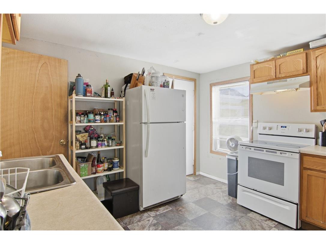 1245 S Farwell Street Eau Claire WI 54701 1597991 image5