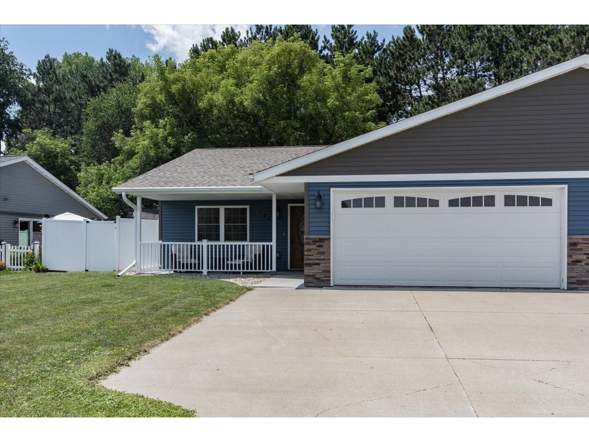 125 Amber View Street Menomonie WI 54751 1603225 image1