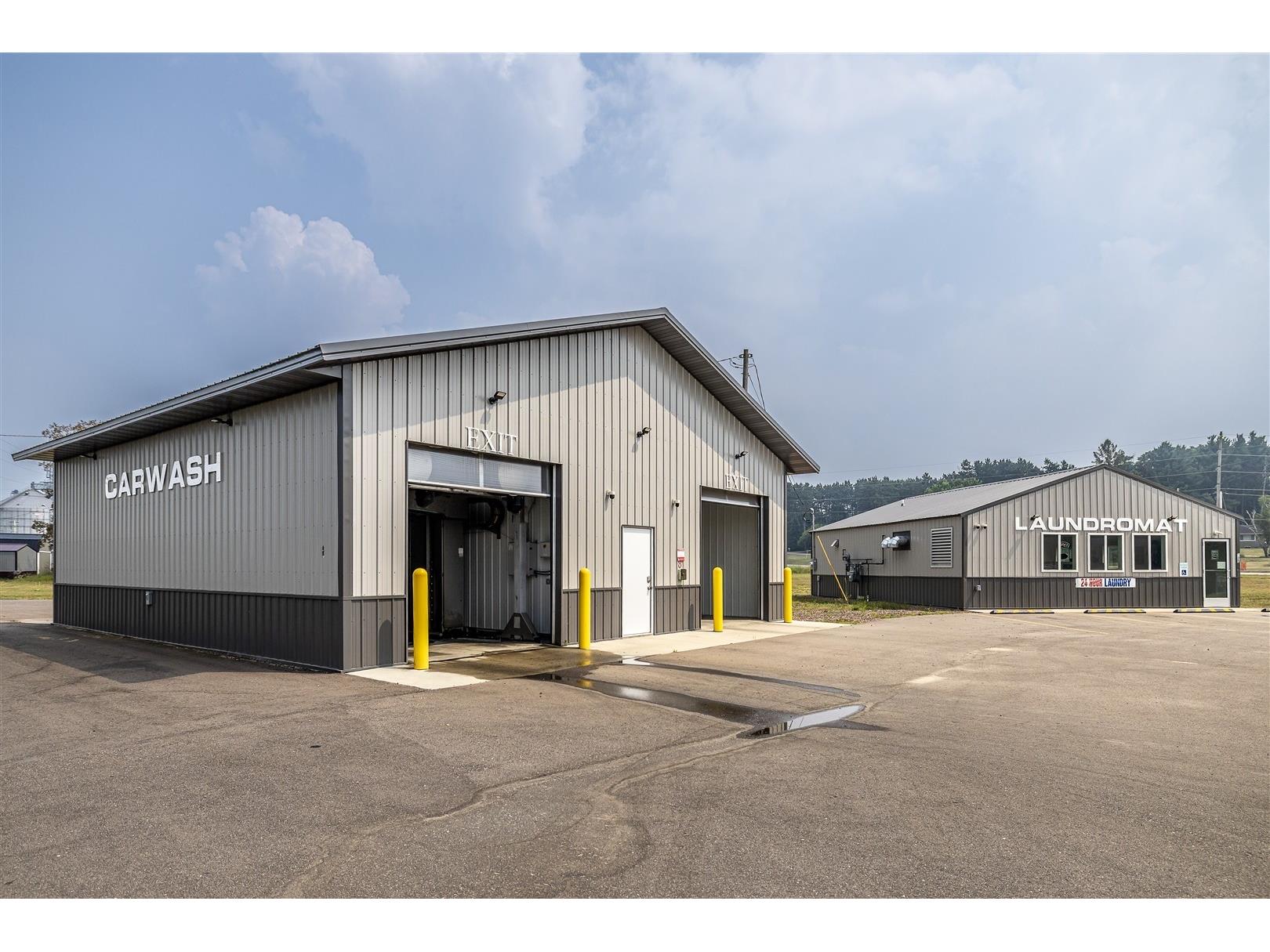 125 Interstate Road Hixton WI 54635 1603342 image1
