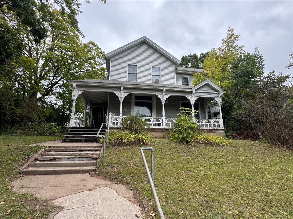 126 W Cedar Street #2 Chippewa Falls WI 54729 1595501 image1