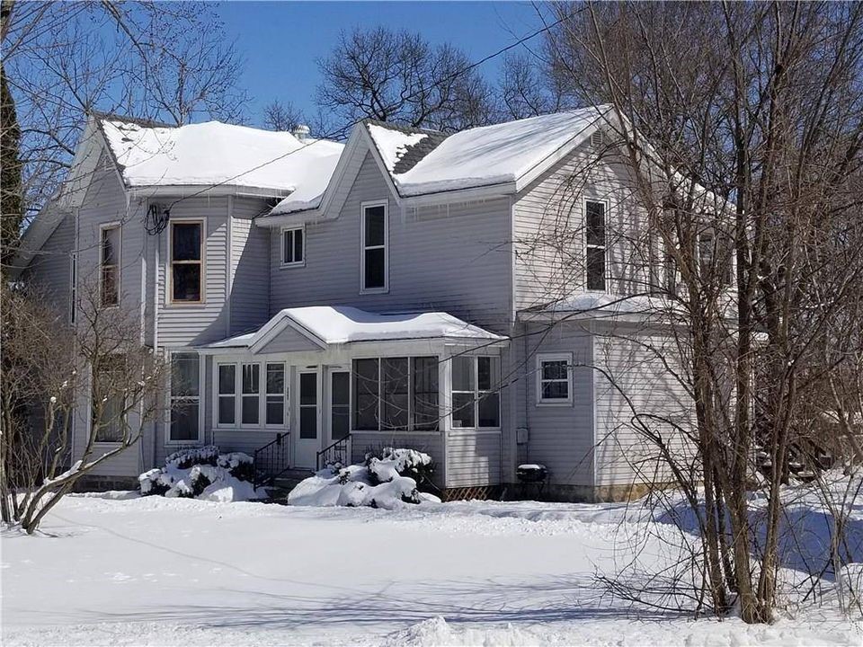 127 W Cedar Street #1-5 Chippewa Falls WI 54729 1598073 image1