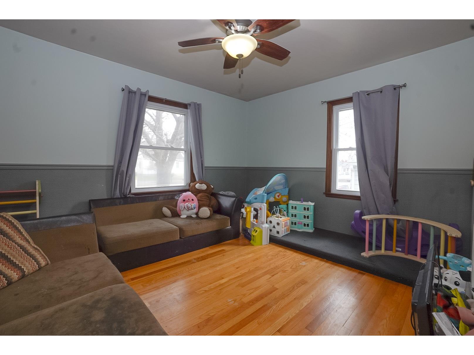 127 W Truman Avenue Eau Claire WI 54701 1599455 image8
