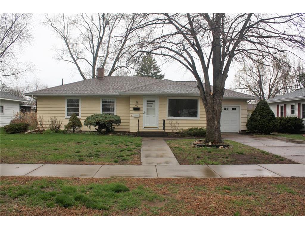 128 E Fillmore Avenue, Eau Claire, WI 54701 MLS 1552158 Edina Realty