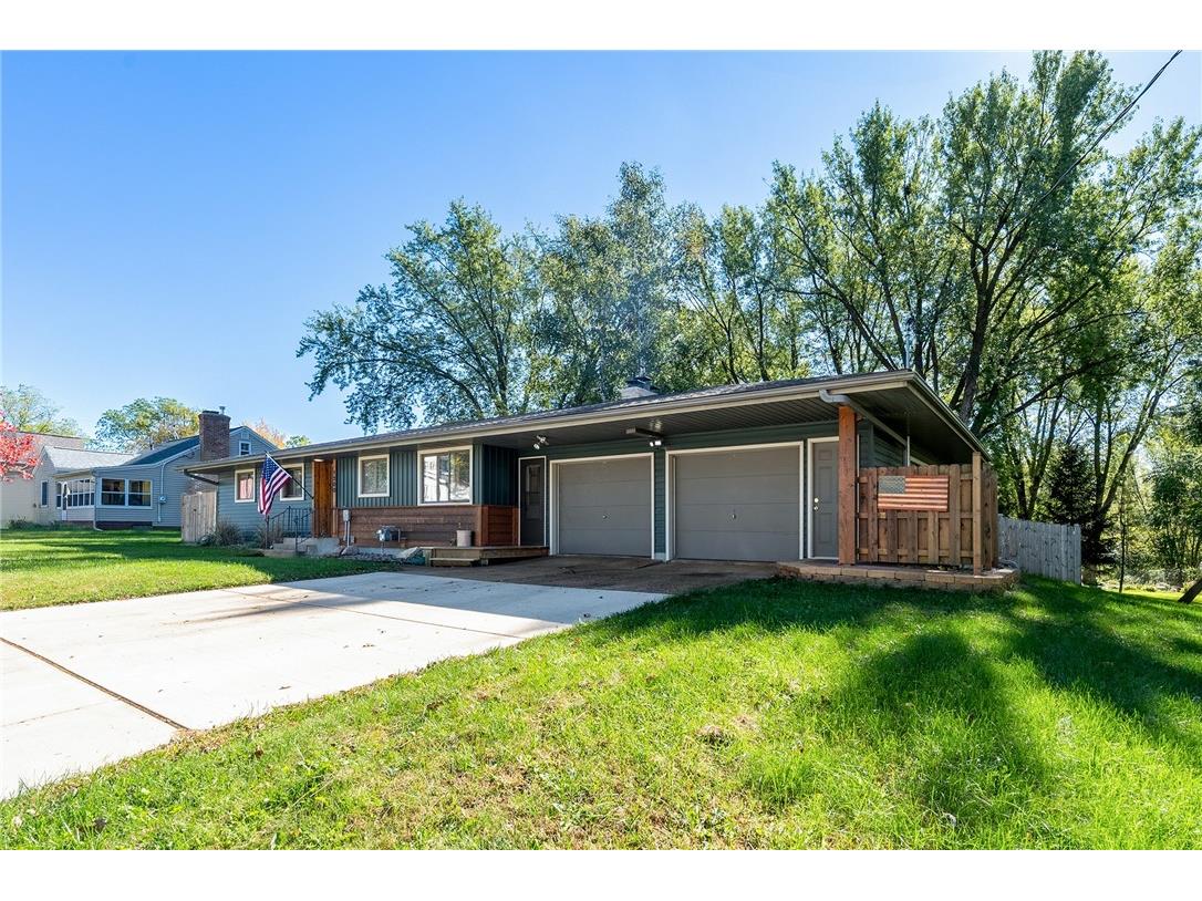 1280 Curtis Street Baldwin WI 54002 1596434 image3