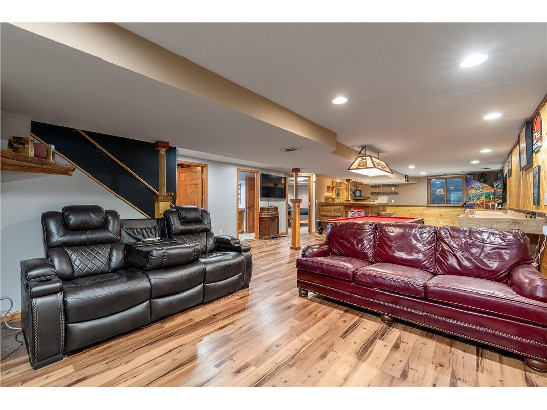 1280 Curtis Street Baldwin WI 54002 1596434 image4