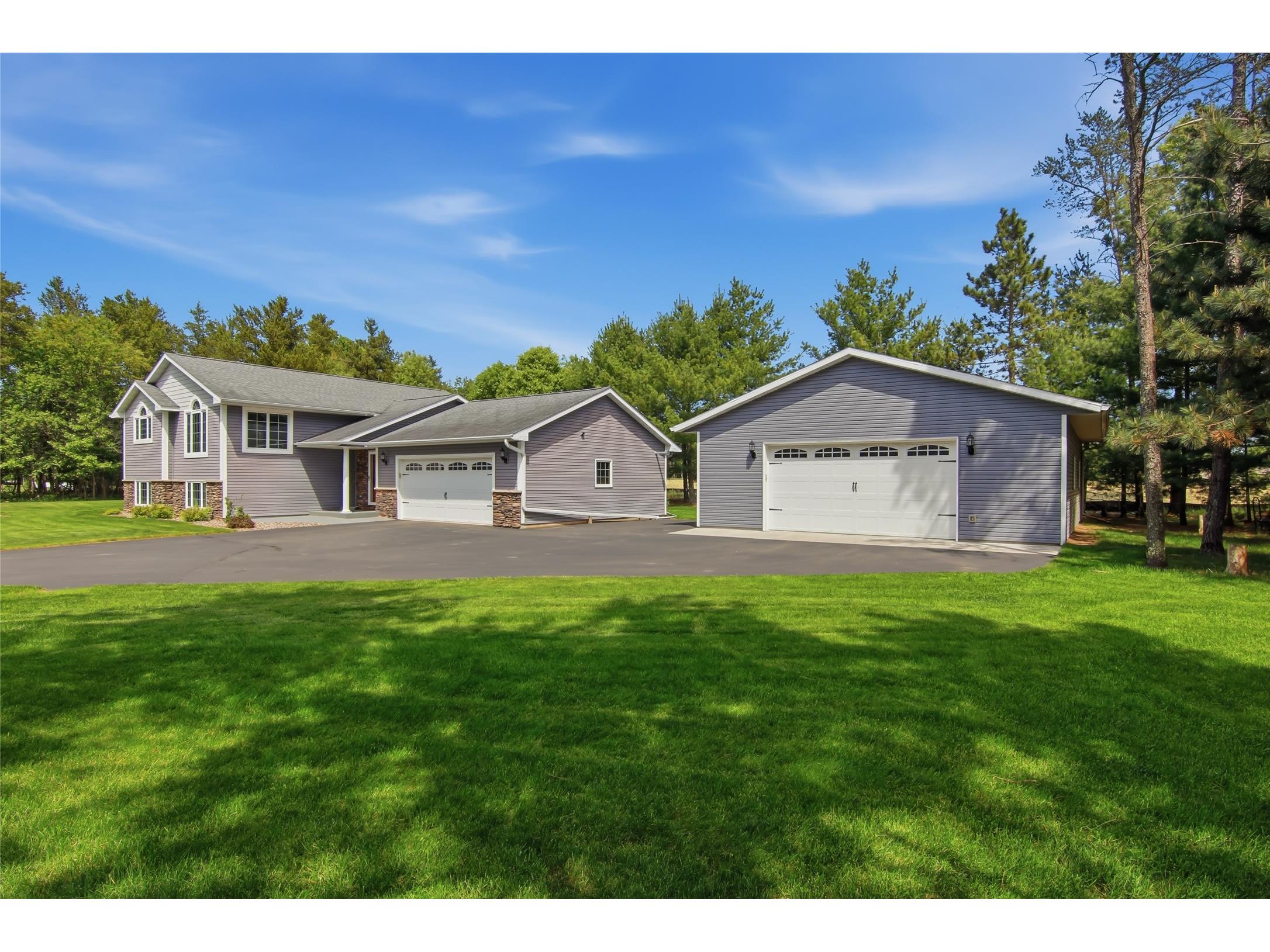 1301 Sandy Ridge Lane Altoona WI 54720 1601778 image1