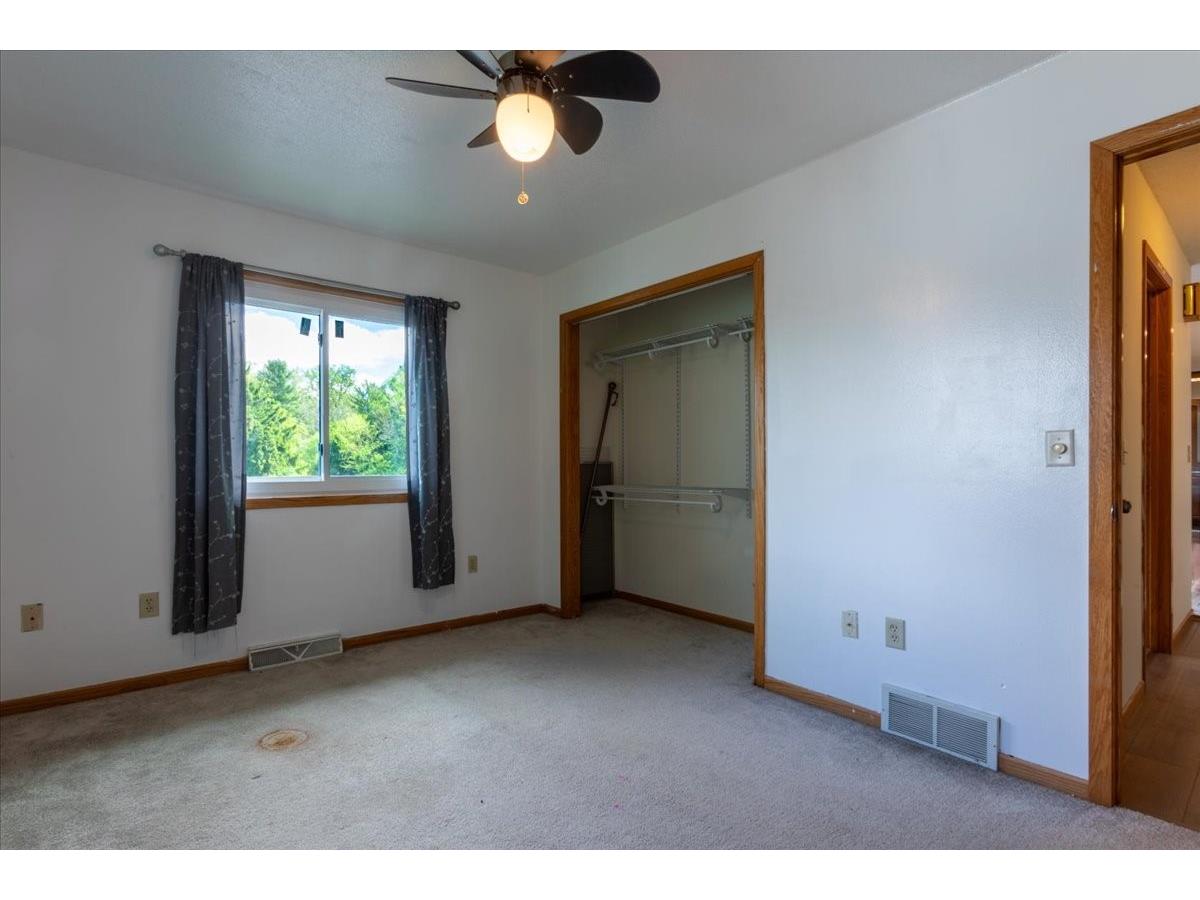 1302 15th Avenue E Menomonie WI 54751 1601251 image20
