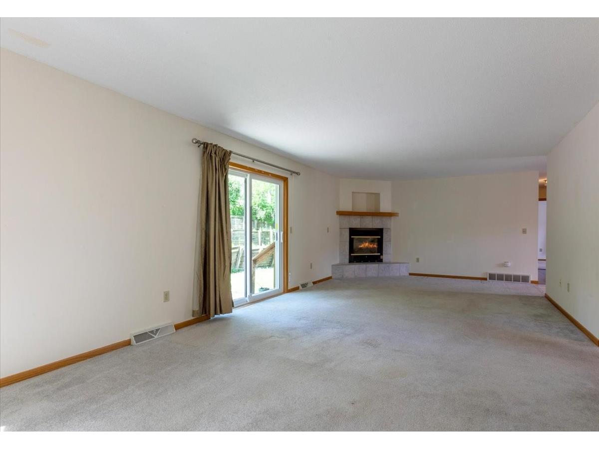 1302 15th Avenue E Menomonie WI 54751 1601251 image31