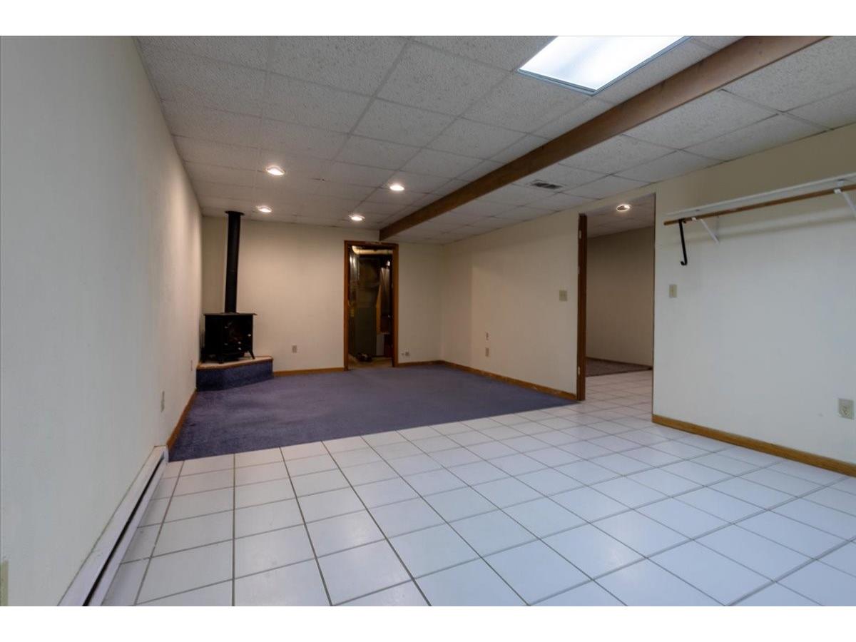 1302 15th Avenue E Menomonie WI 54751 1601251 image39