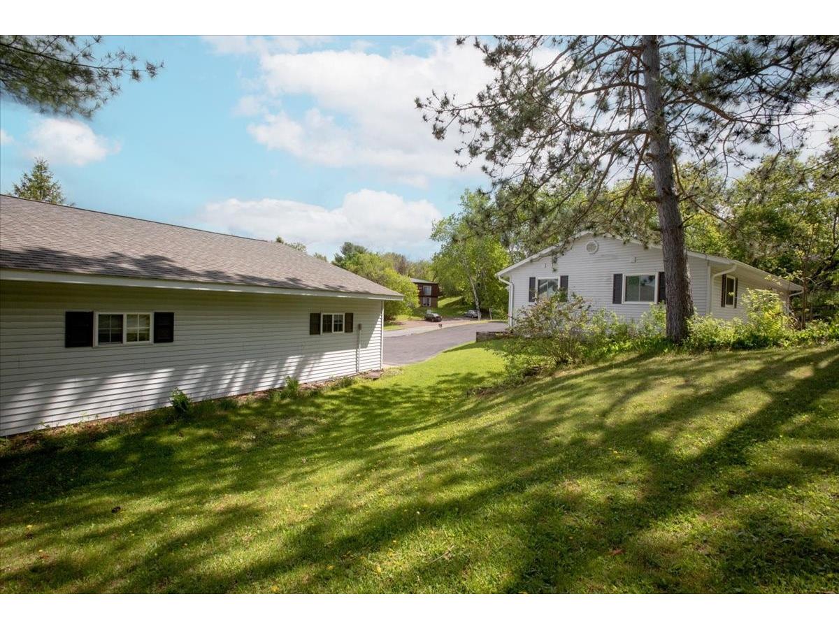 1302 15th Avenue E Menomonie WI 54751 1601251 image4
