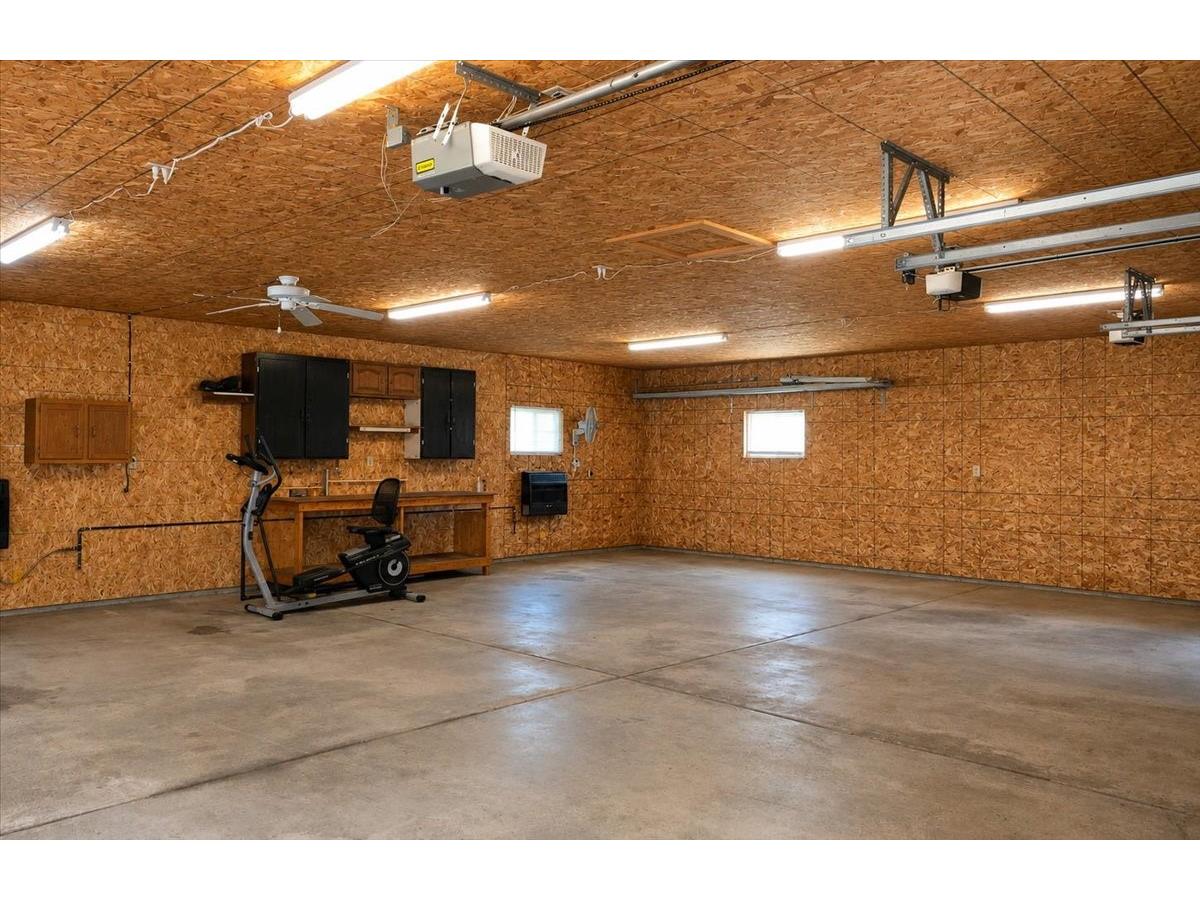 1302 15th Avenue E Menomonie WI 54751 1601251 image47