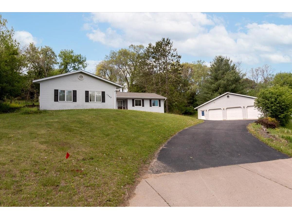 1302 15th Avenue E Menomonie WI 54751 1601251 image6