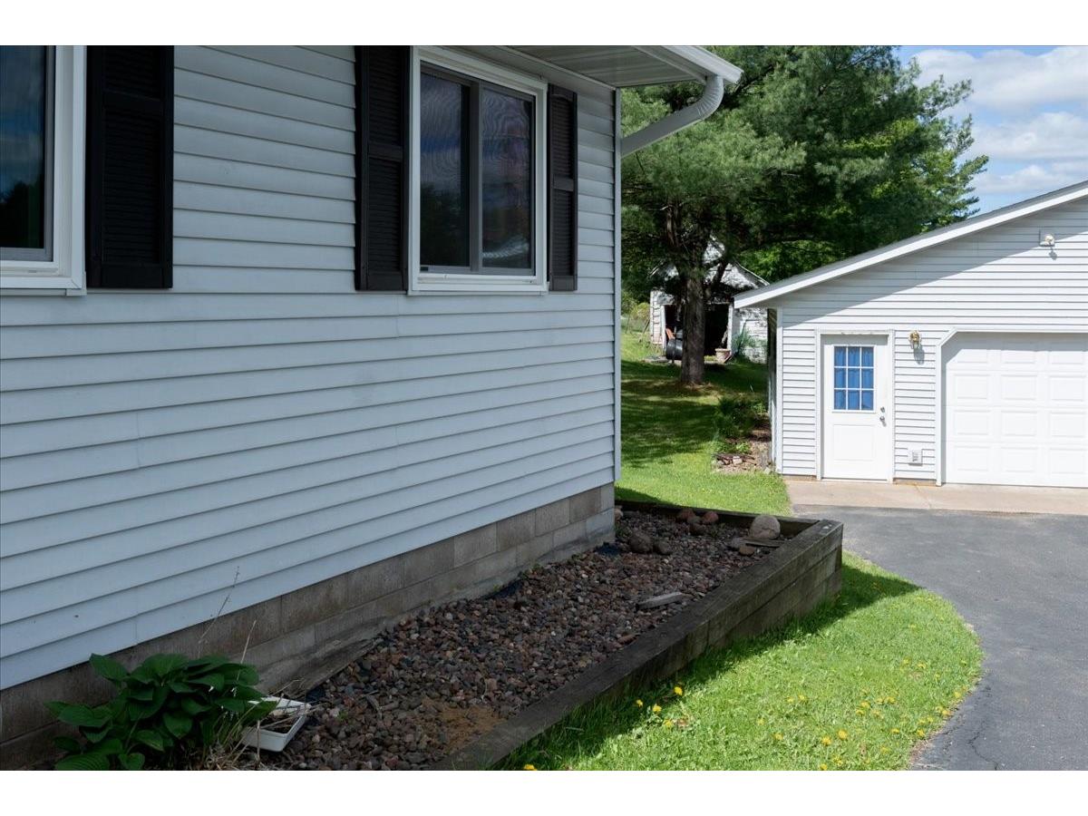 1302 15th Avenue E Menomonie WI 54751 1601251 image7