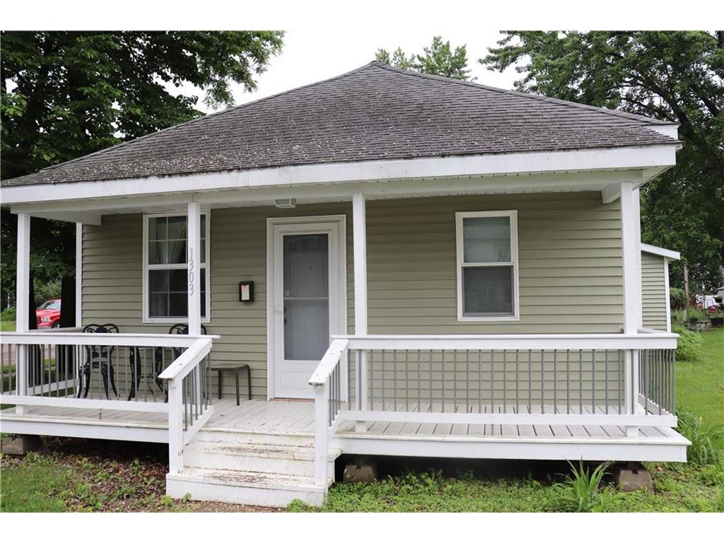 1303 Garfield Avenue Altoona WI 54720 1582656 image1
