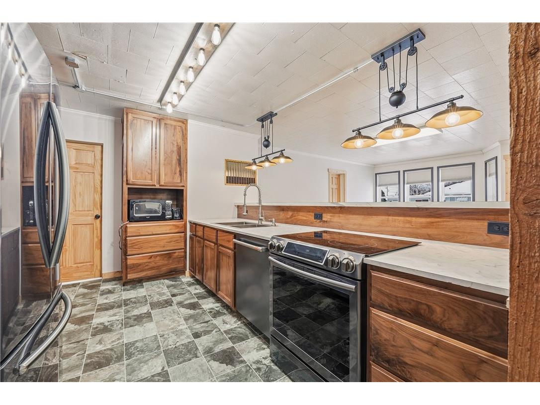 1303 Margaret Street Eau Claire WI 54701 1598333 image11