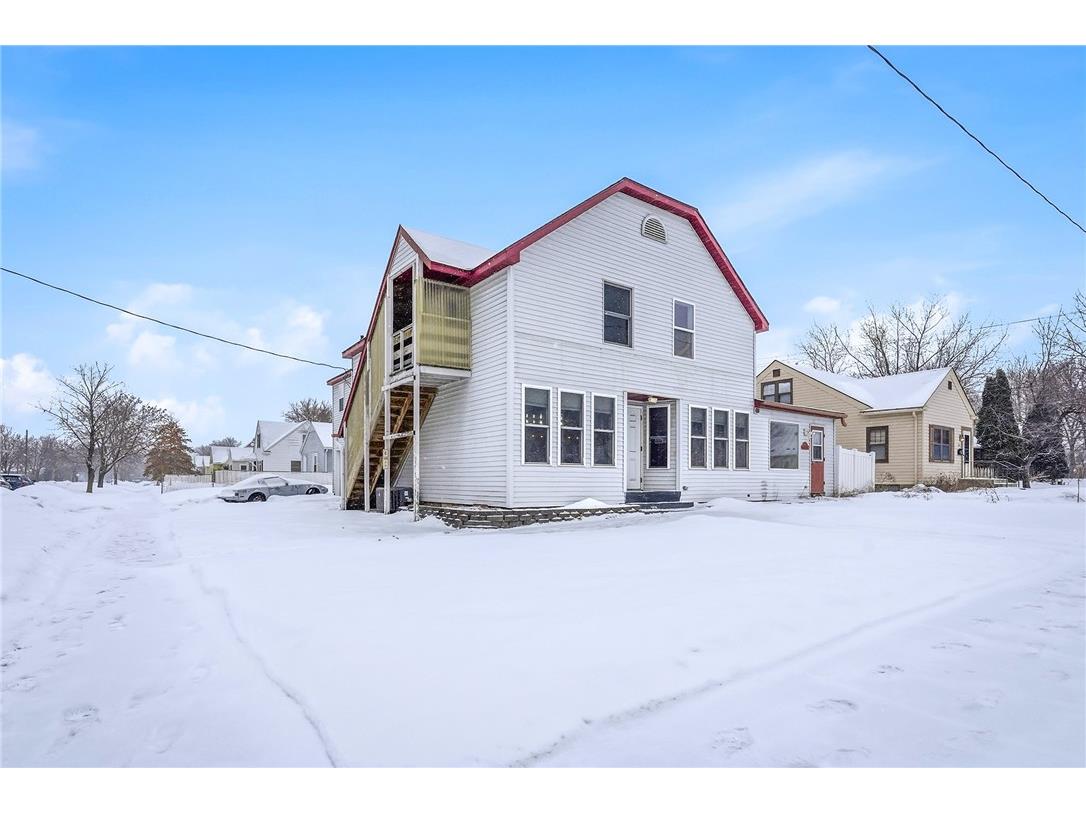 1303 Margaret Street Eau Claire WI 54701 1598333 image2