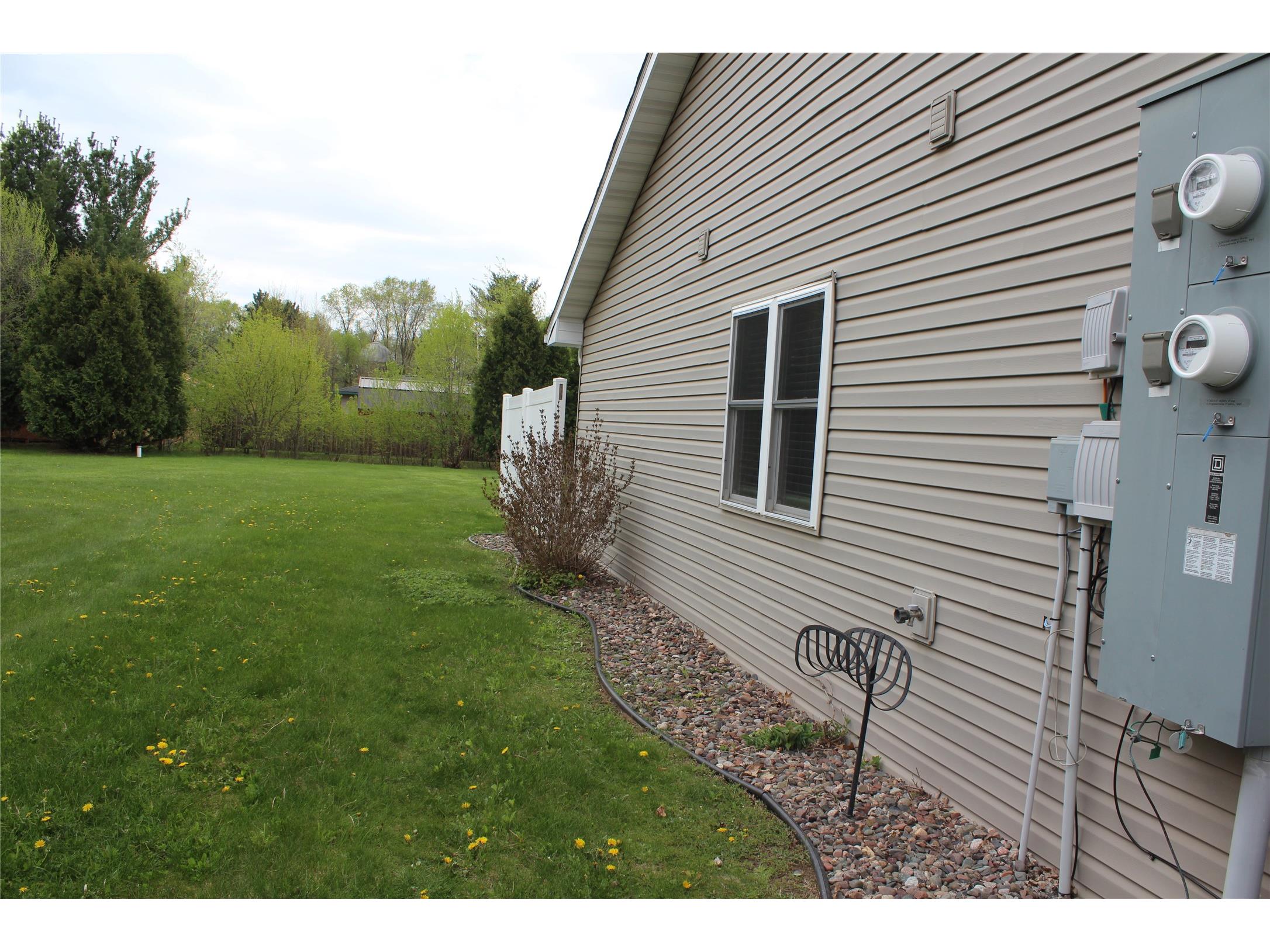 13039 40th Avenue Chippewa Falls WI 54729 1600984 image3
