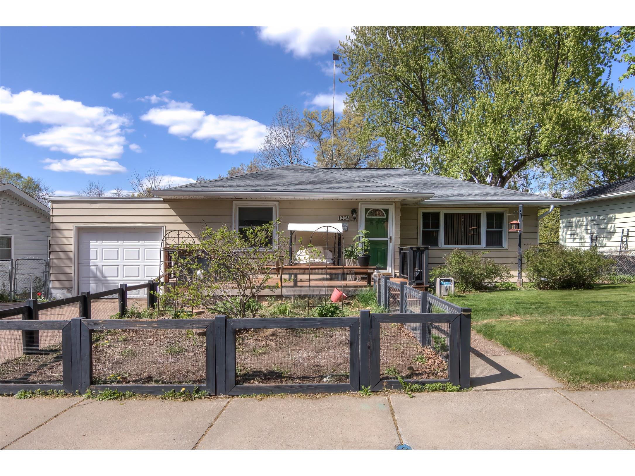 1304 Fairway Street Eau Claire WI 54701 1600951 image38