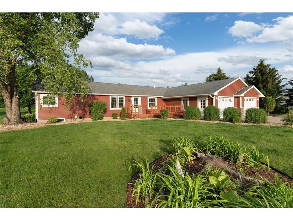 1311 W Northstar Lane, Eau Claire, WI, 54703 MLS 1583172 Edina Realty