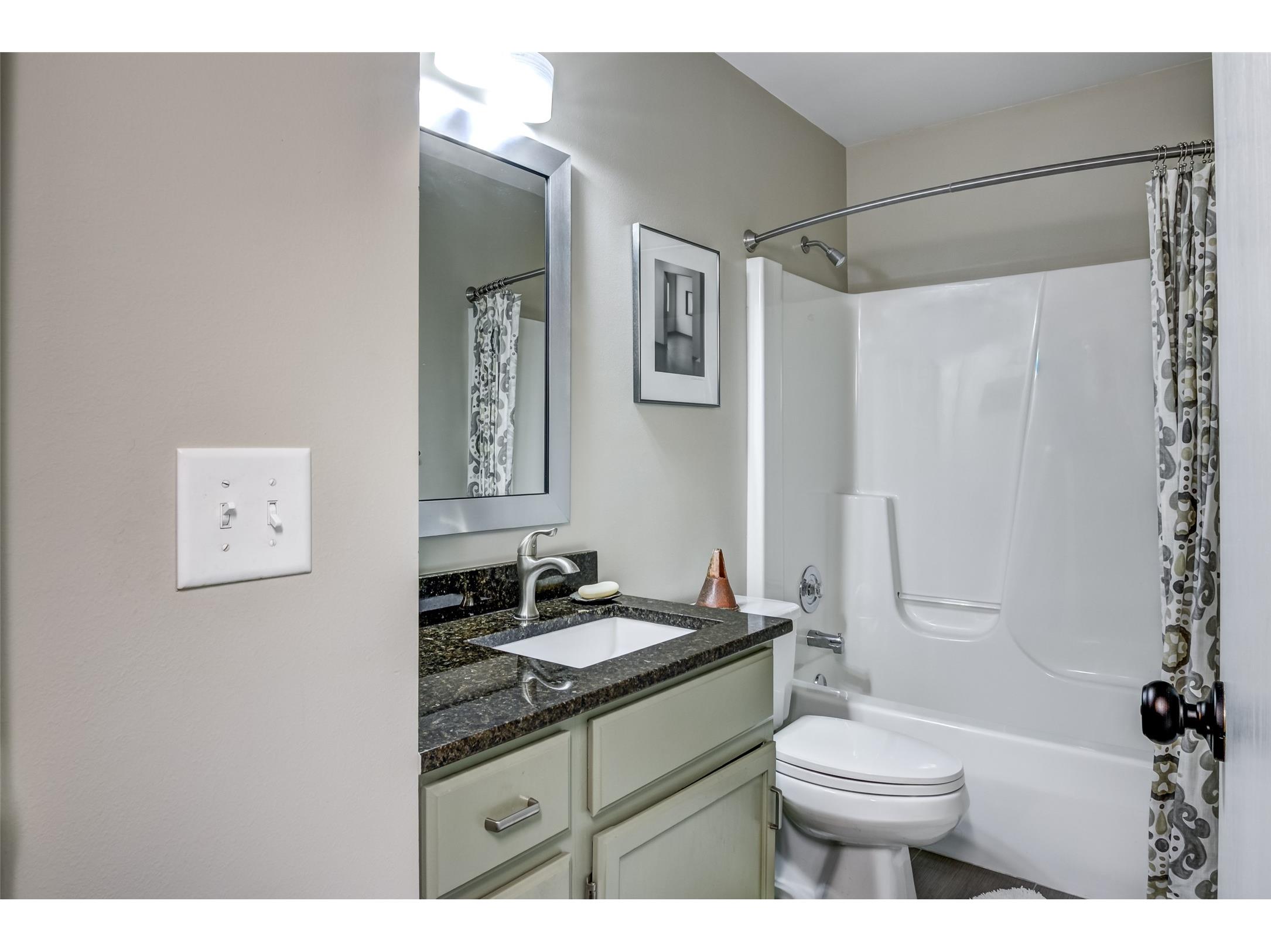 1312 Knollwood Trail Altoona WI 54720 1602773 image22