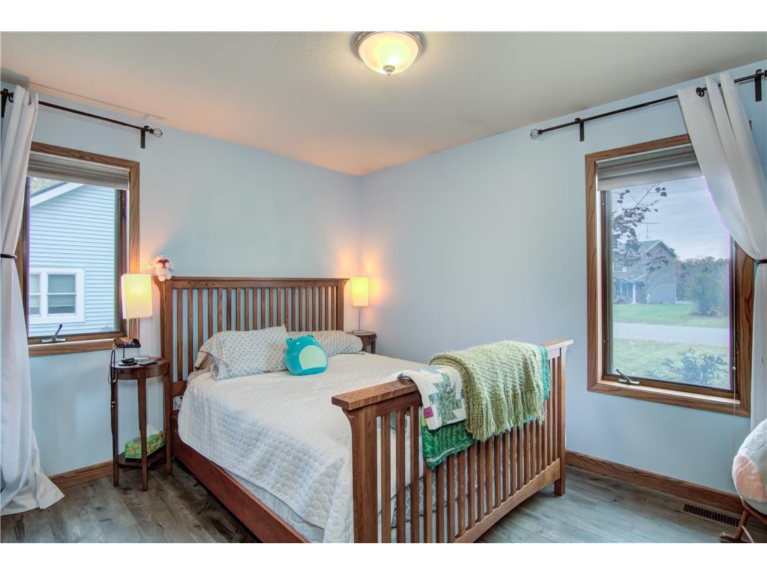 1314 16th Avenue E Menomonie WI 54751 1596771 image25
