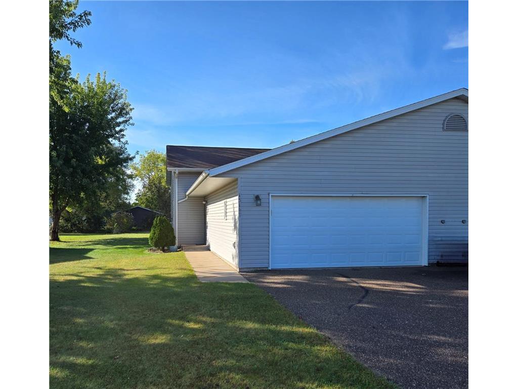 13147 43rd Avenue Chippewa Falls WI 54729 1586105 image1