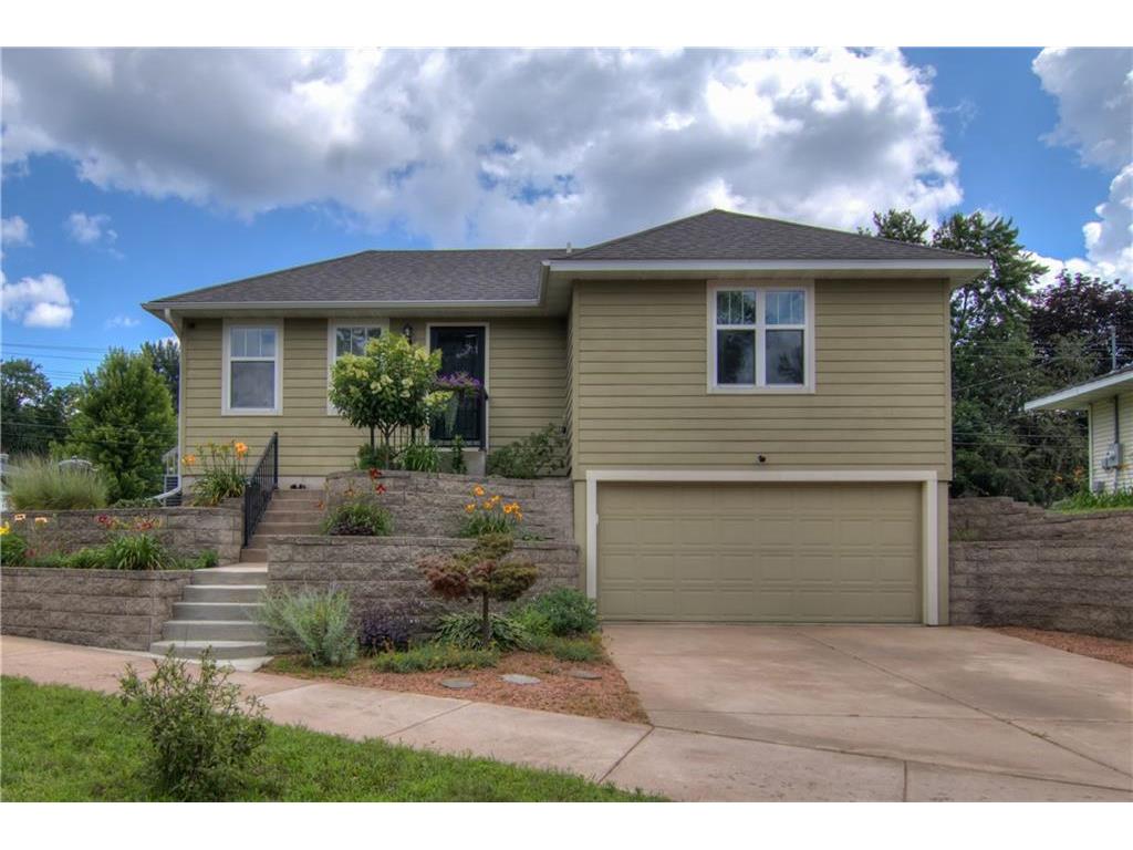 1317 Boulevard Place Eau Claire WI 54703 1583966 image1