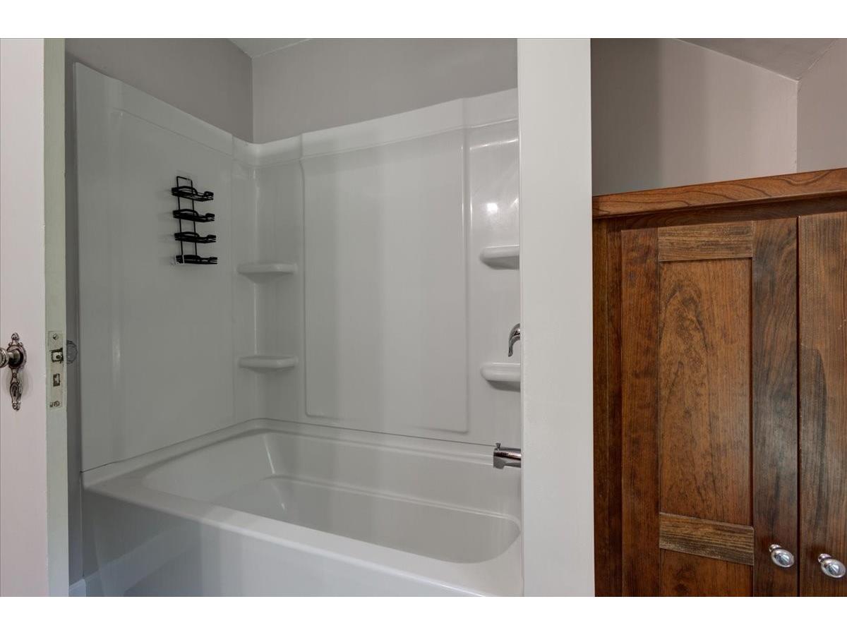 1319 Oakwood Avenue Menomonie WI 54751 1602899 image20