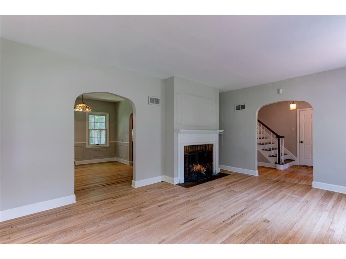 1319 Oakwood Avenue Menomonie WI 54751 1602899 image7