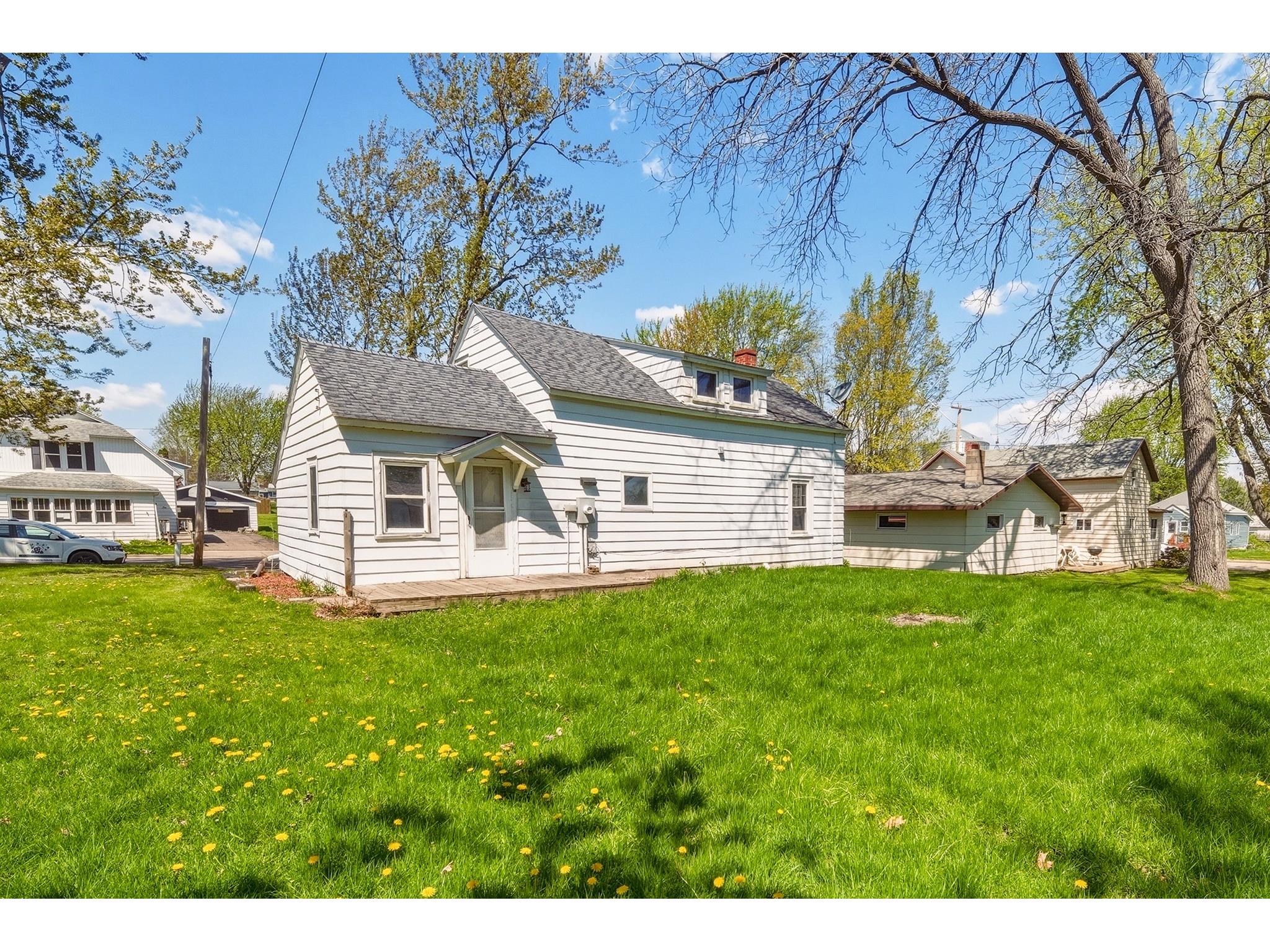 132 N Jackson Street Boyd WI 54726 1600882 image4