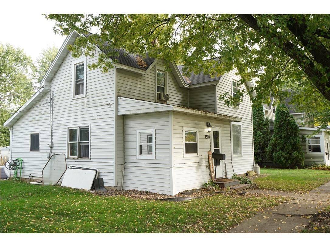 1320 Douglas Street Menomonie WI 54751 1596054 image3