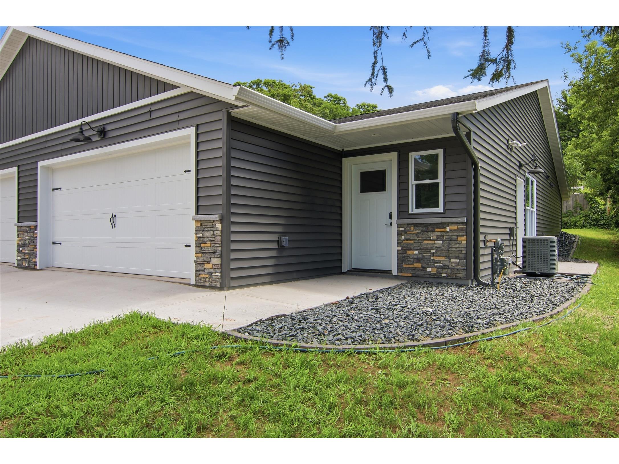 1321 Carpenter Avenue Eau Claire WI 54703 1602671 image31