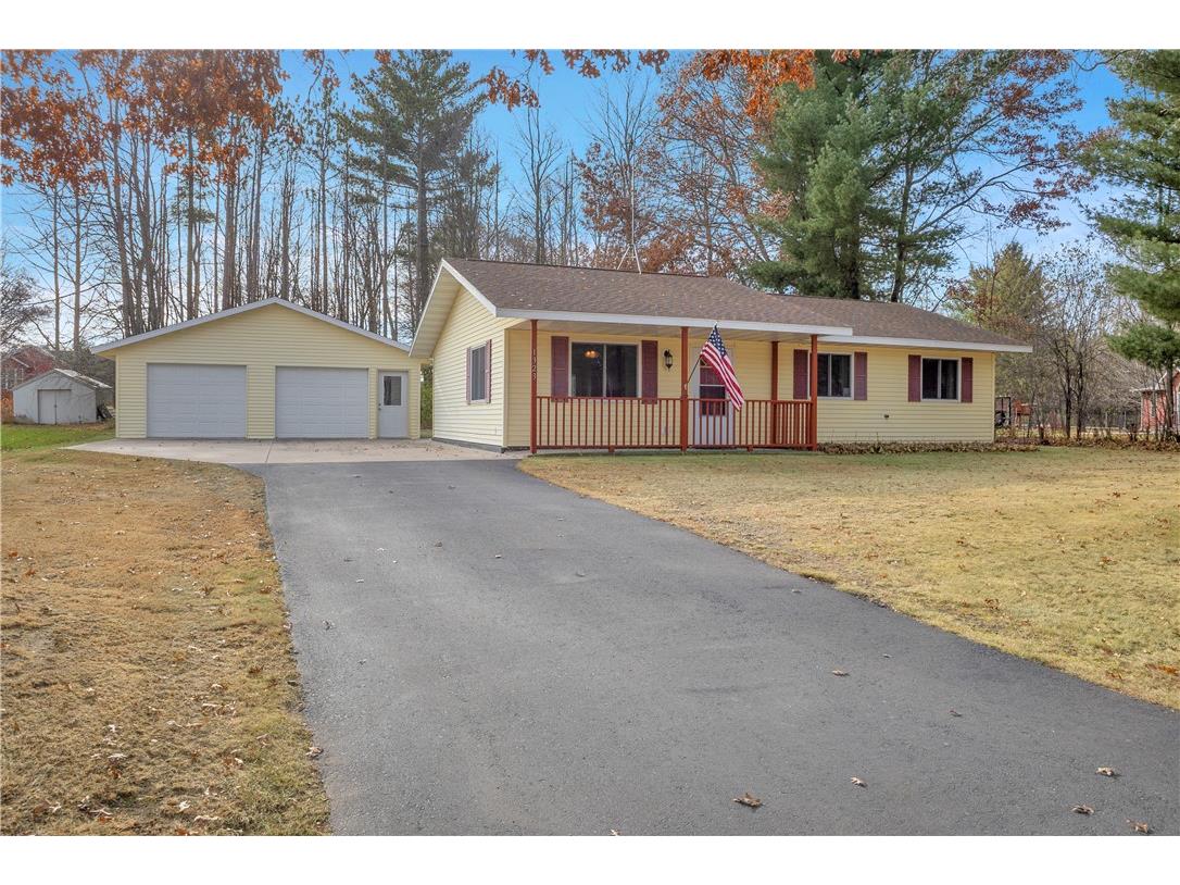 1323 W Stout Street Chetek WI 54728 1597051 image1