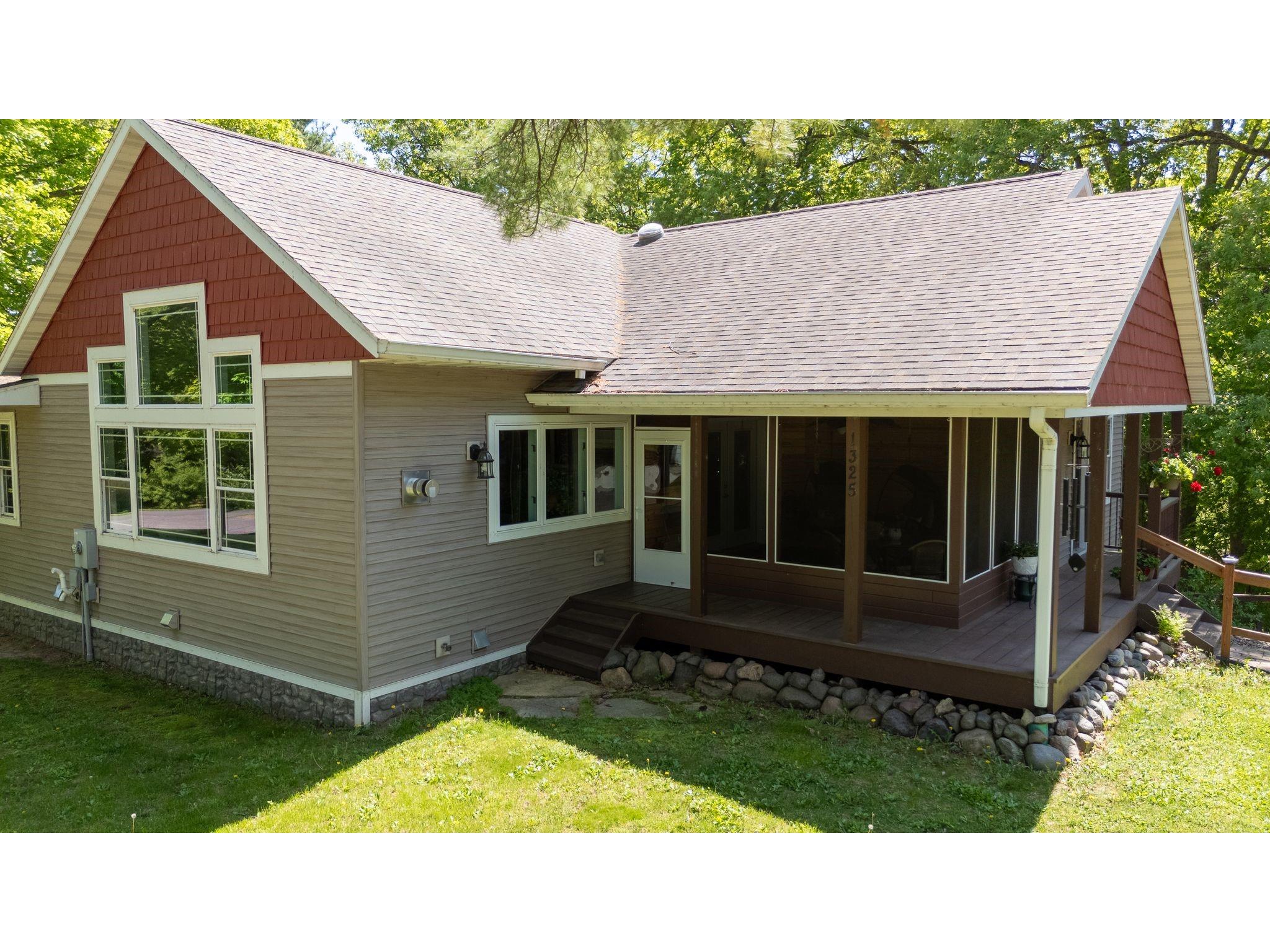 1325 Island Avenue Cumberland WI 54829 1601678 image1