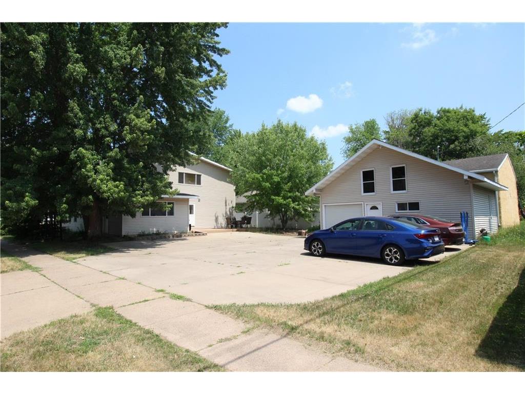 1327 Hayden Avenue Altoona WI 54720 1574344 image1