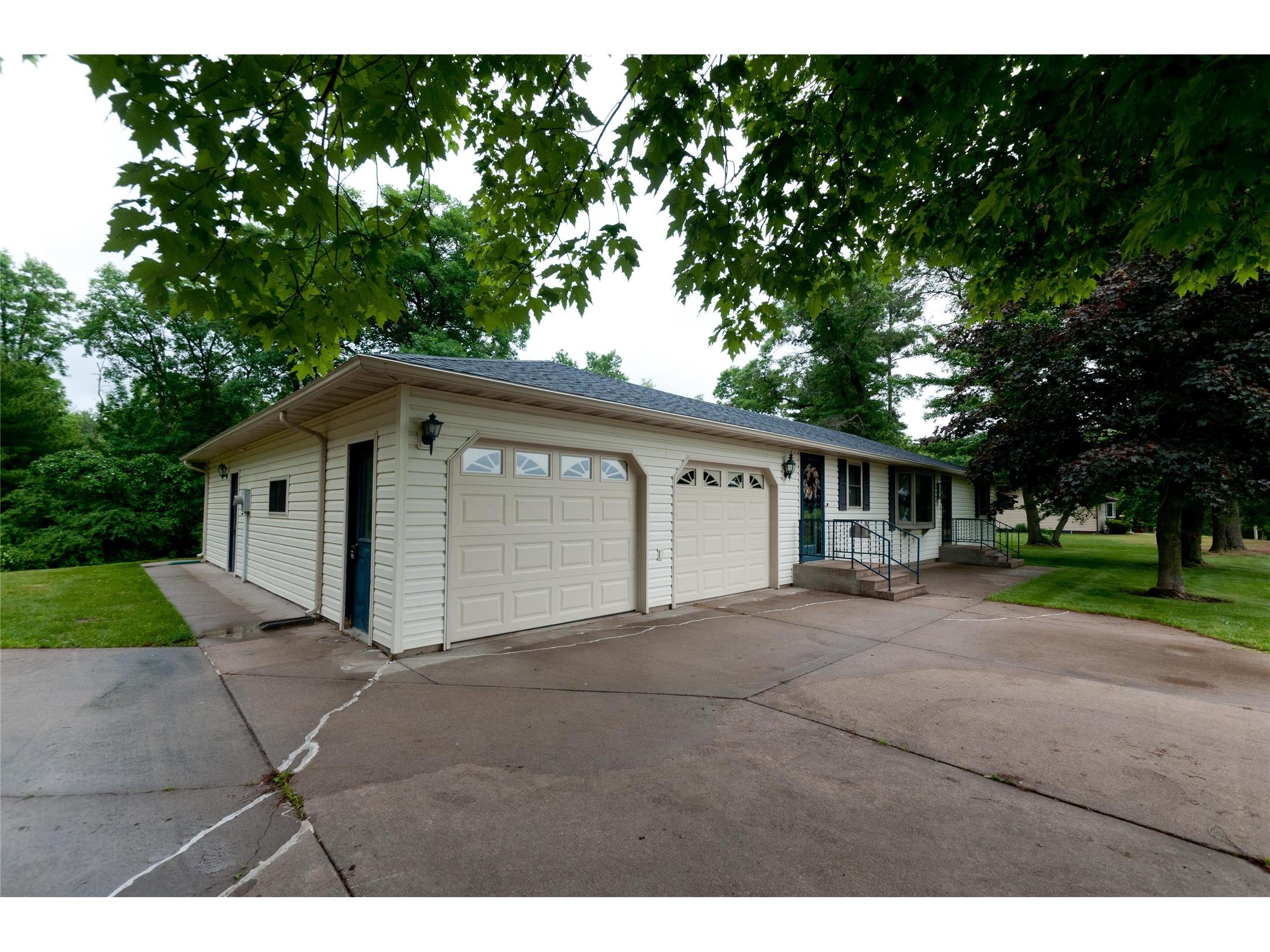 1329 18th Street Barron WI 54812 1602043 image4