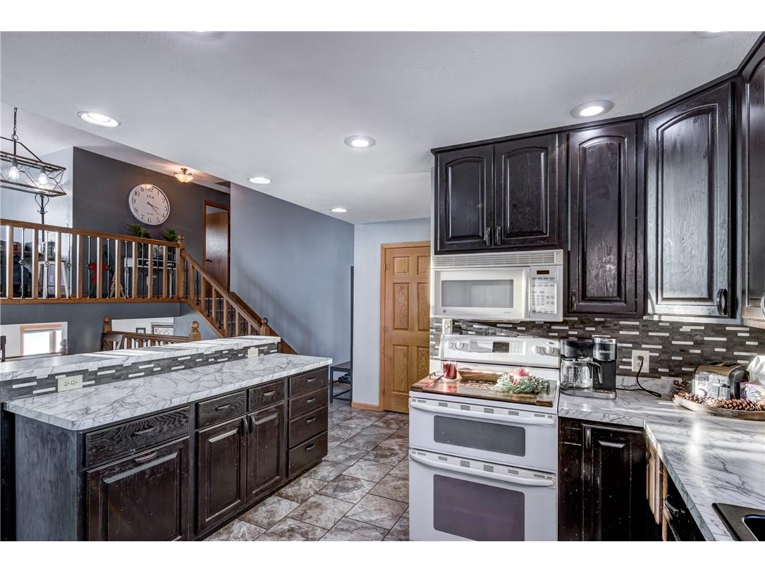 1337 15th Avenue Barron WI 54812 - Yellow 1597733 image25