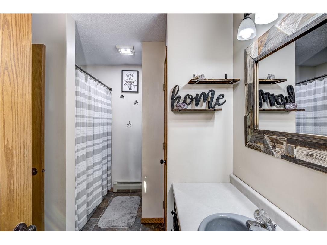 1337 15th Avenue Barron WI 54812 - Yellow 1597733 image30