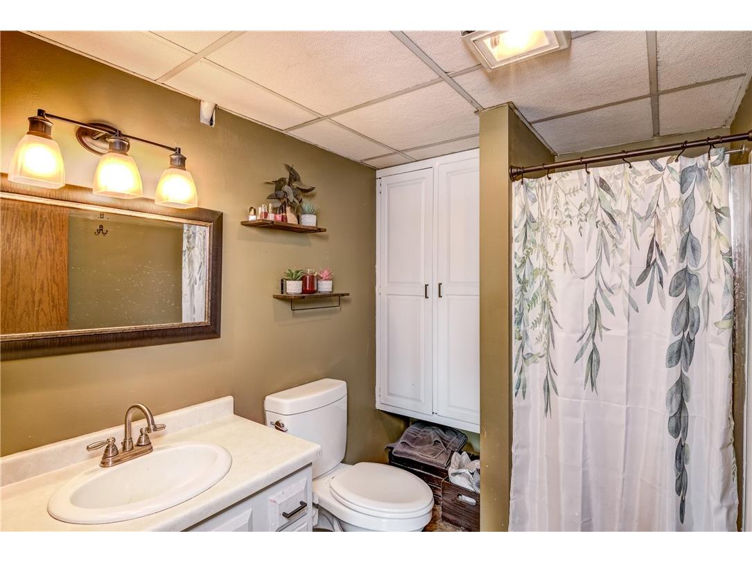 1337 15th Avenue Barron WI 54812 - Yellow 1597733 image34