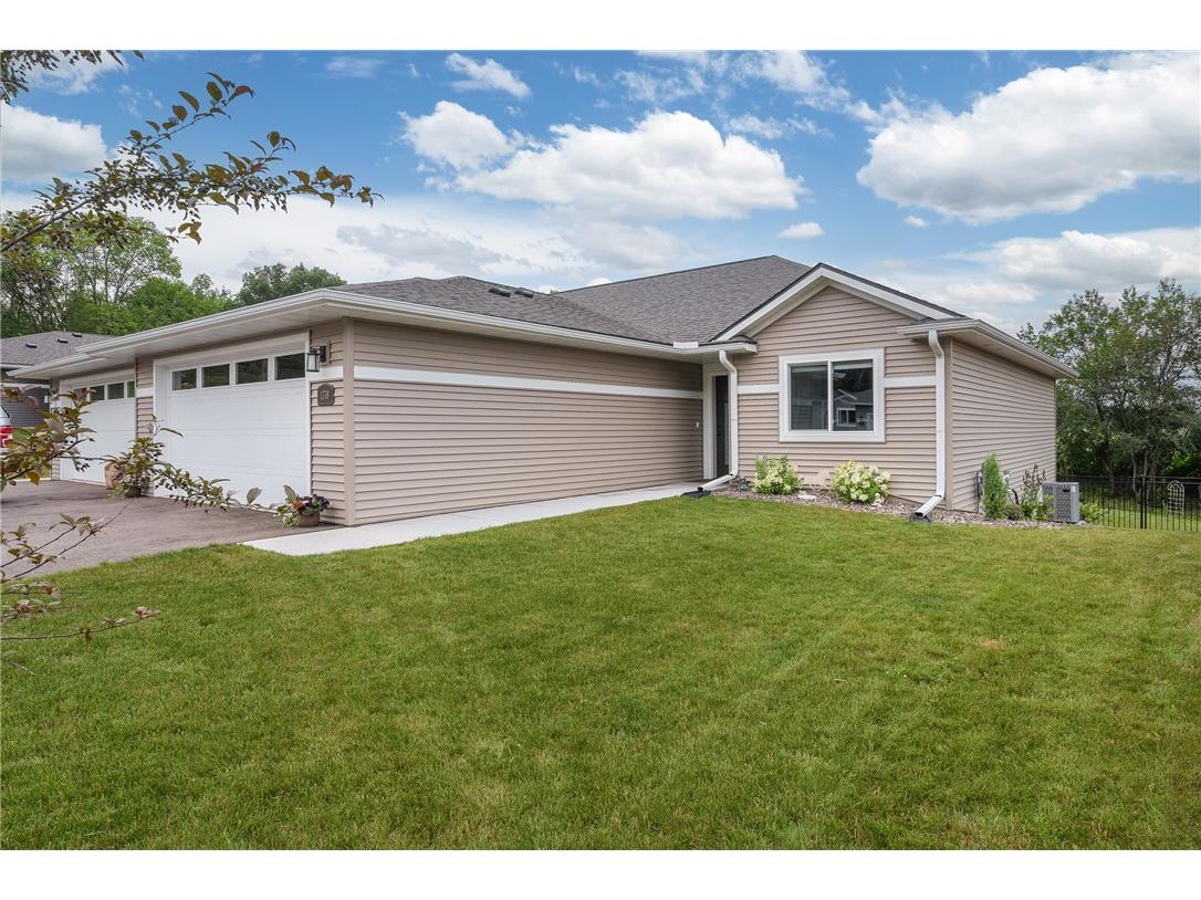 1338 Juniper Place Eau Claire WI 54703 1583844 image1