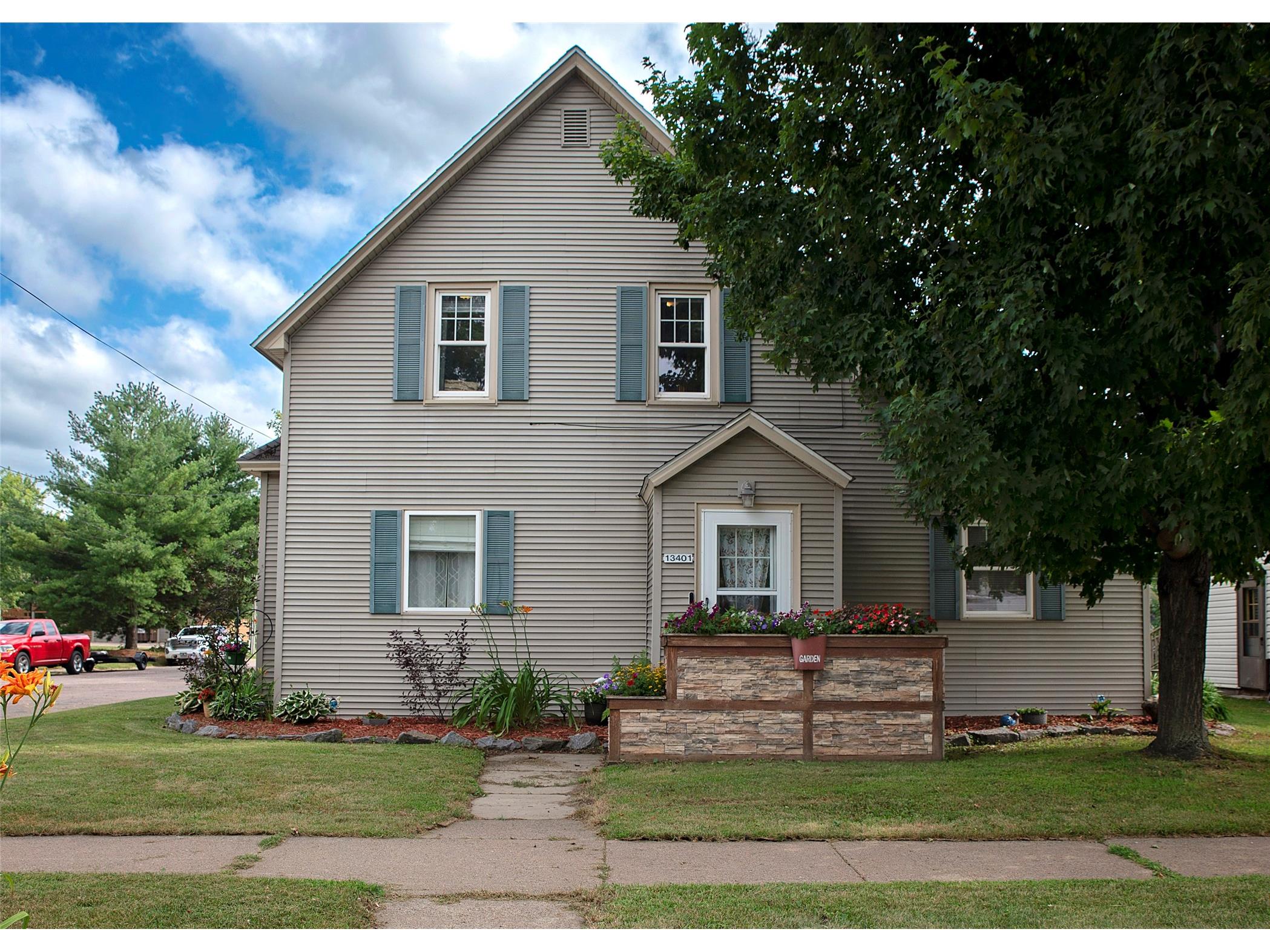 13401 Thomas Street Osseo WI 54758 1603497 image1