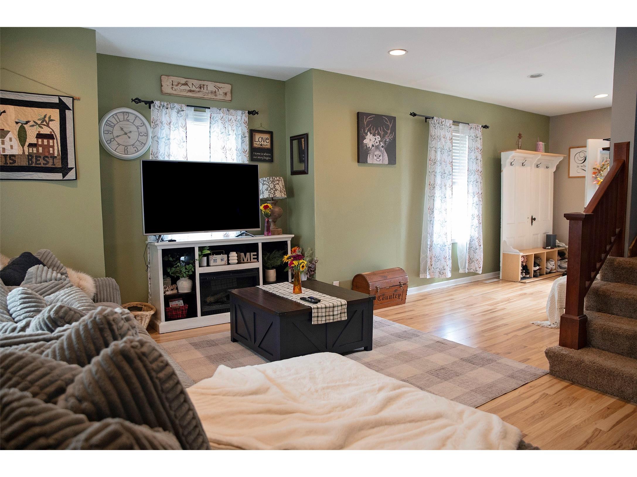 13401 Thomas Street Osseo WI 54758 1603497 image14