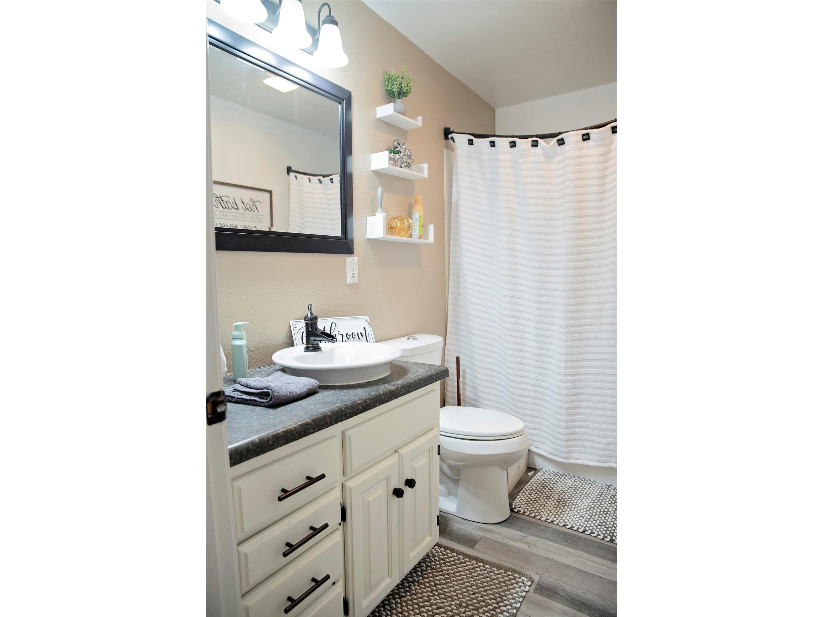 13401 Thomas Street Osseo WI 54758 1603497 image28