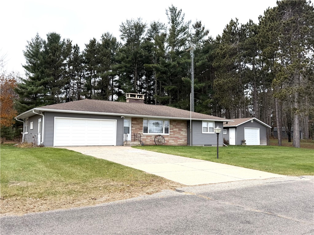 135 Hagen Drive Hixton WI 54635 1597035 image1