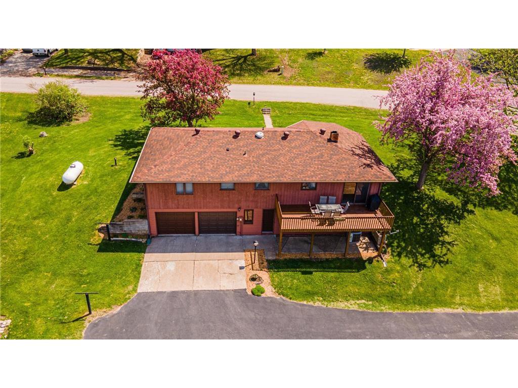 135 Vista Drive, Alma, WI, 54610 MLS 1573084 Edina Realty