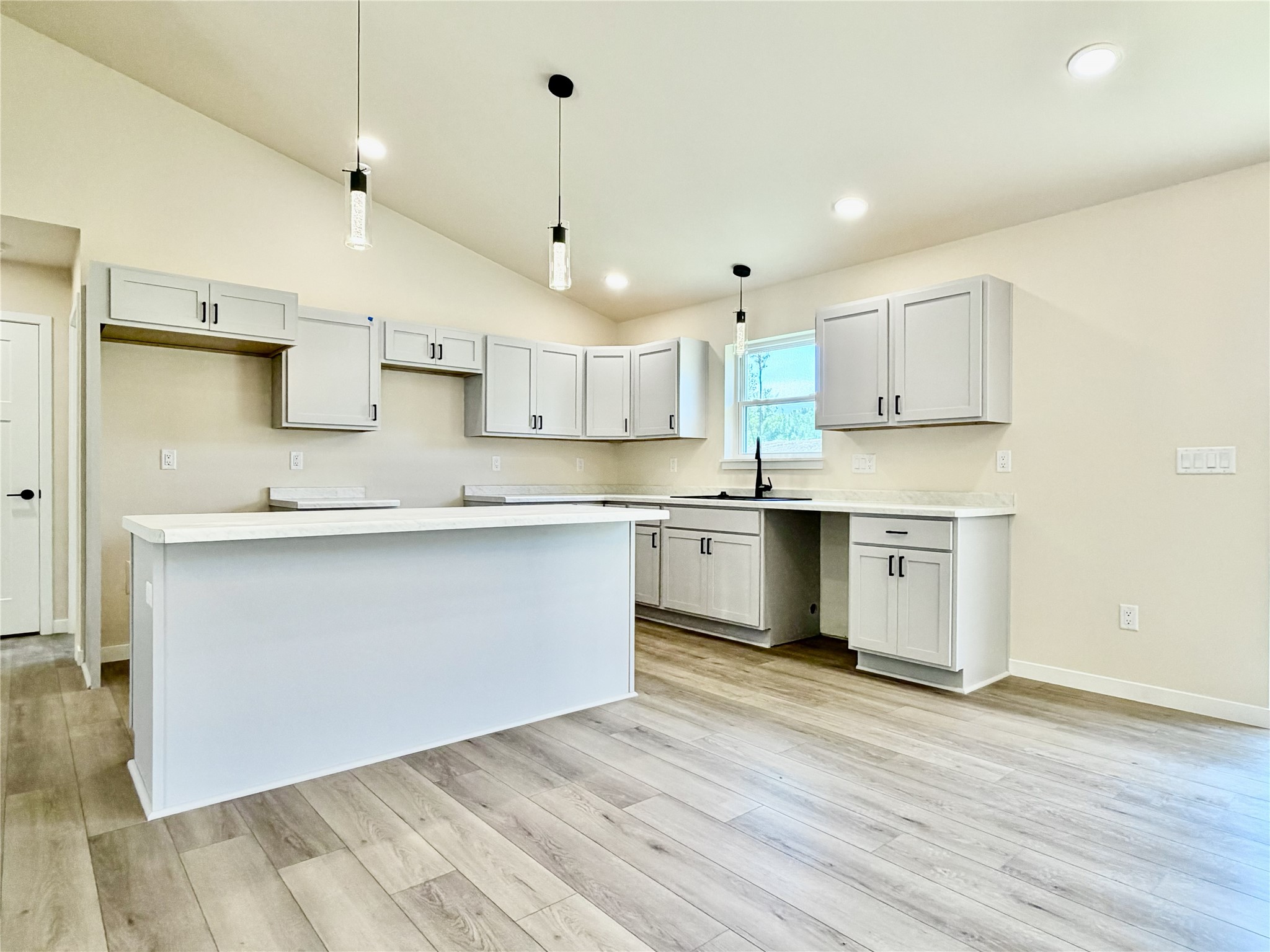1351 Knapp Street Chetek WI 54728 1602143 image12