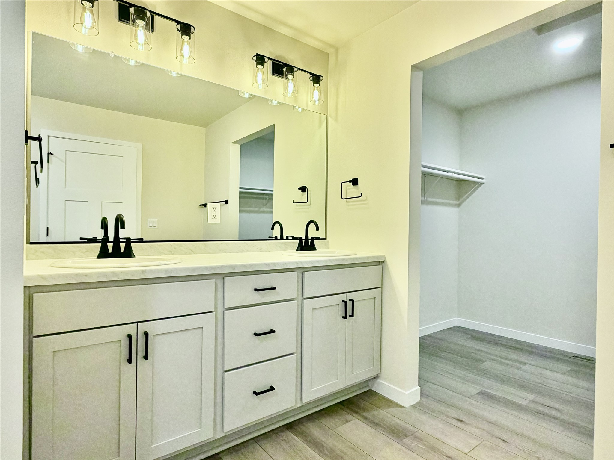 1351 Knapp Street Chetek WI 54728 1602143 image18