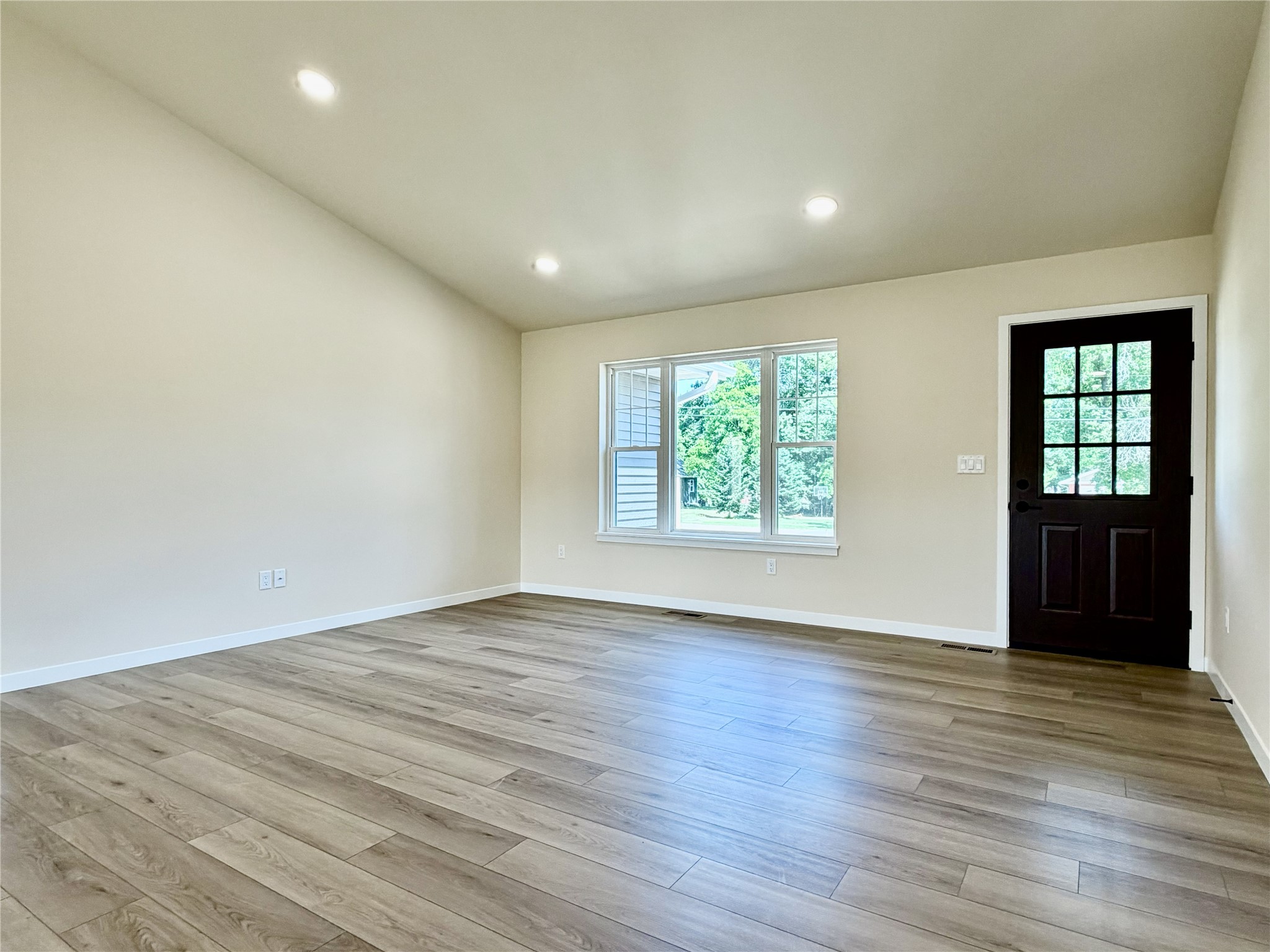 1351 Knapp Street Chetek WI 54728 1602143 image3