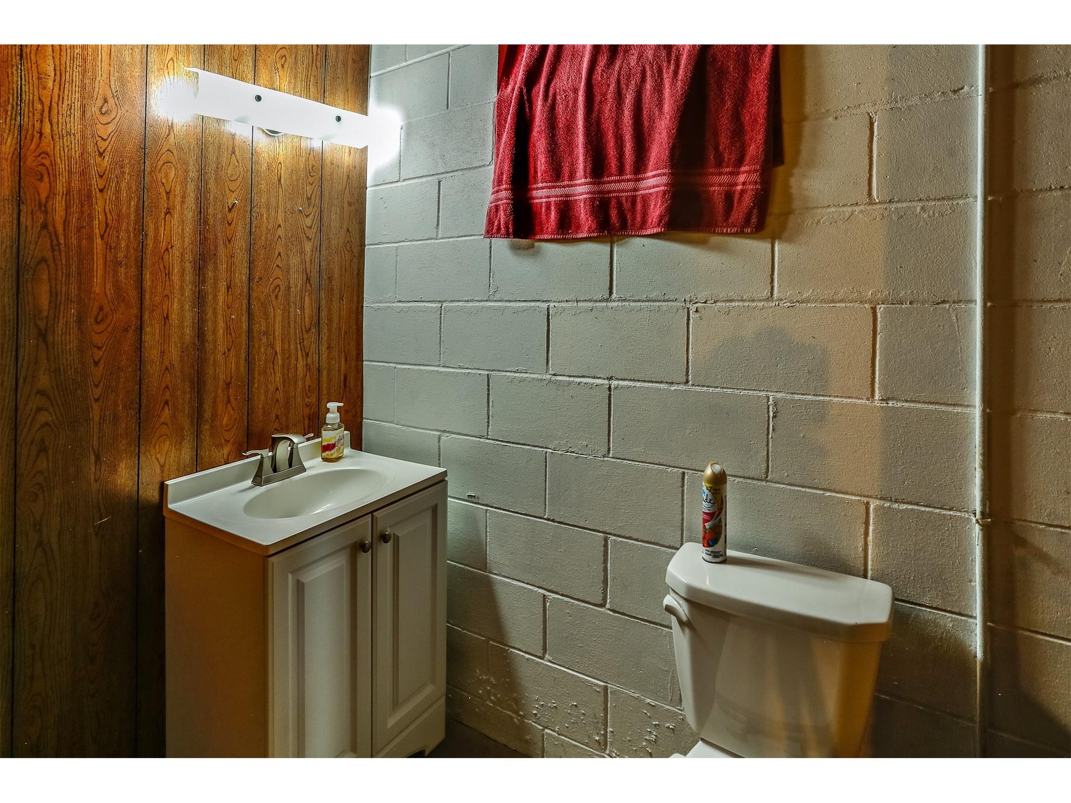1352 Van Buren Street Black River Falls WI 54615 1599320 image44