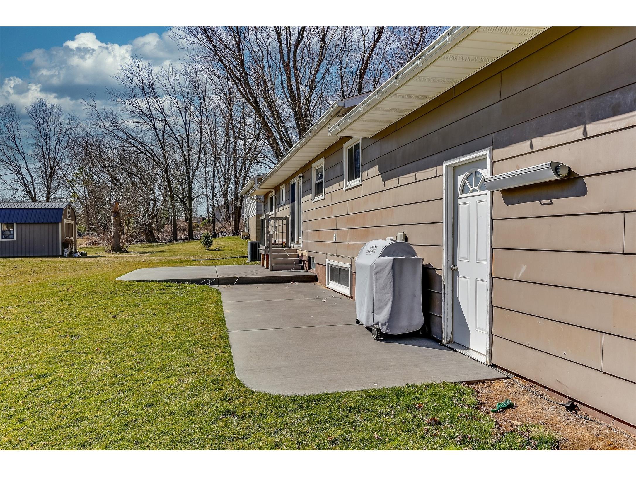 1352 Van Buren Street Black River Falls WI 54615 1599320 image6